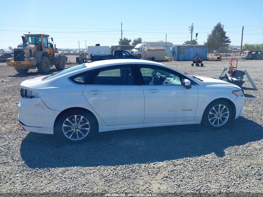 2017 FORD FUSION HYBRID SE - 3FA6P0LU9HR400659