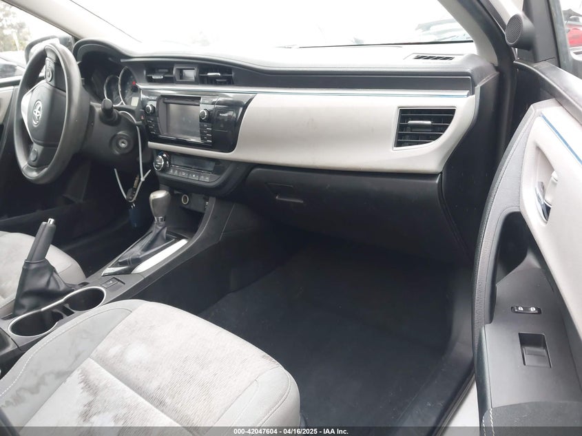 2014 TOYOTA COROLLA VIN: 5YFBURHE8EP071168