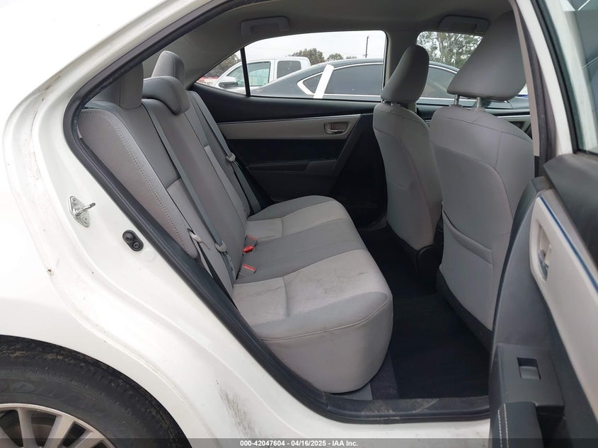 2014 TOYOTA COROLLA VIN: 5YFBURHE8EP071168