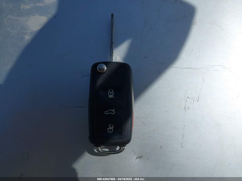 2010 Volkswagen Jetta Se VIN: 3VWTX7AJ3AM664393 Lot: 42047665