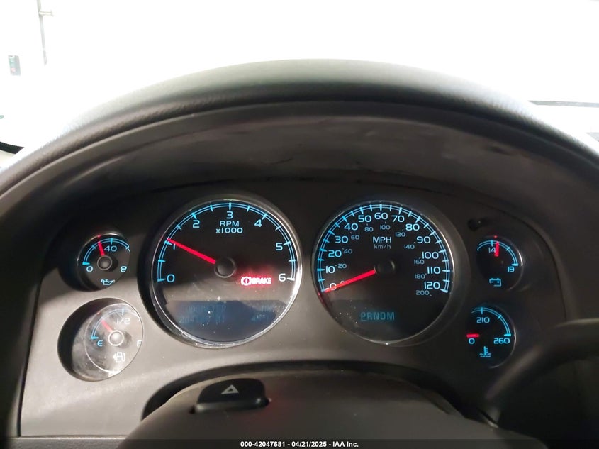 2010 CHEVROLET TAHOE VIN: 1GNUKBE08AR259016