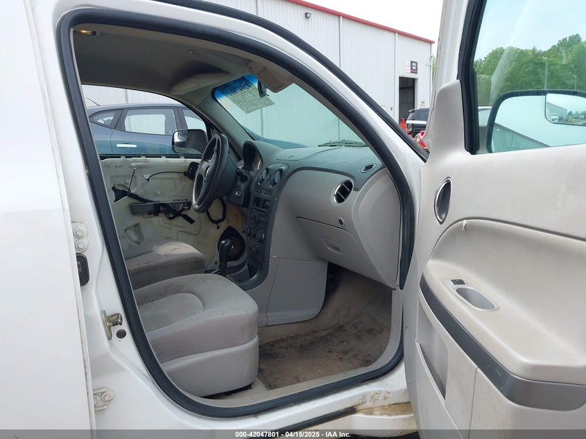 2009 CHEVROLET HHR PANEL VIN: 3GCCA85B19S512536