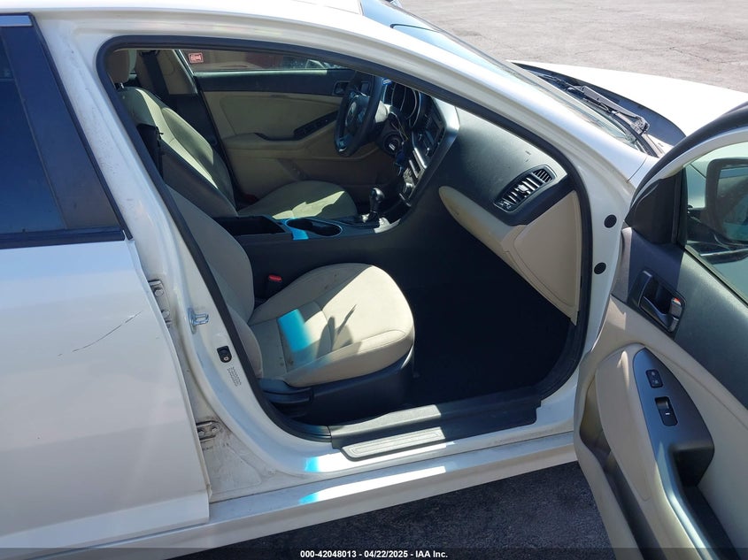 2015 KIA OPTIMA VIN: KNAGM4A75F5659092