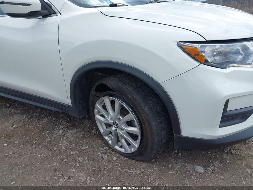 VIN 5N1AT2MV1KC809839 2019 NISSAN ROGUE SV