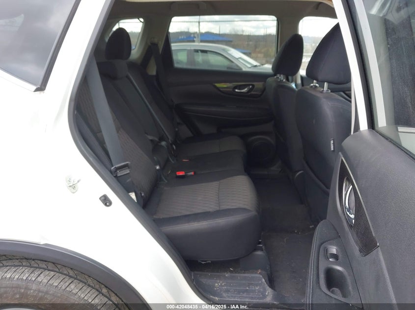 VIN 5N1AT2MV1KC809839 2019 NISSAN ROGUE SV