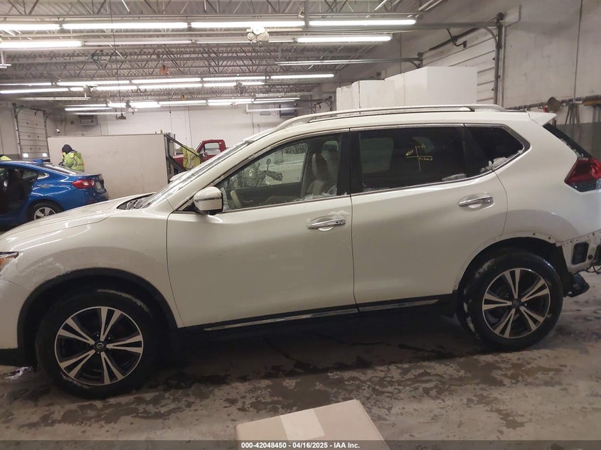 VIN 5N1AT2MV8JC815037 2018 NISSAN ROGUE SL