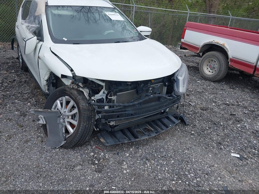 2018 NISSAN ROGUE SV - KNMAT2MV9JP565109