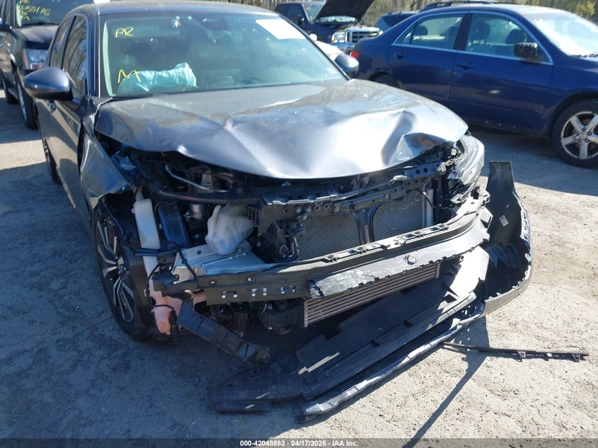 2022 HONDA CIVIC VIN: JHMFE1F72NX009608