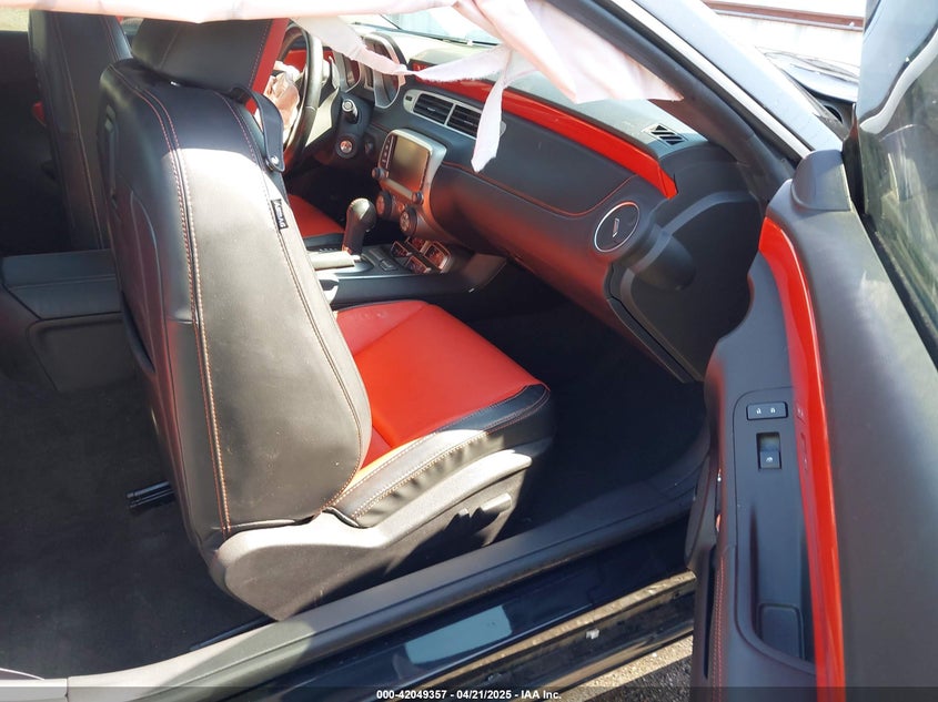 2015 CHEVROLET CAMARO VIN: 2G1FF1E34F9168703