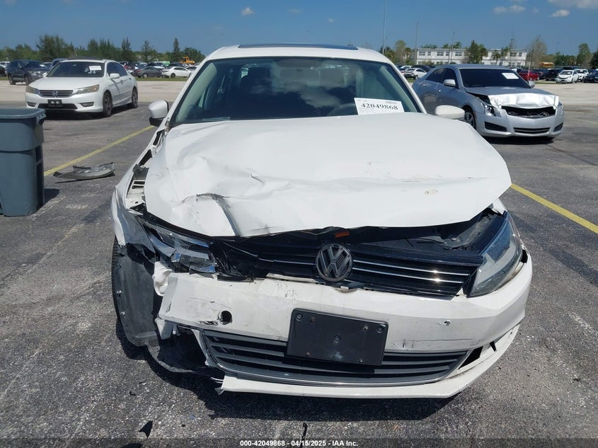2014 VOLKSWAGEN JETTA 1.8T SE - 3VWD17AJ0EM377587