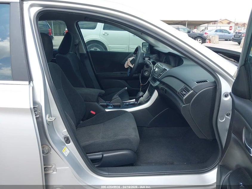 2013 HONDA ACCORD VIN: 1HGCR2F31DA024471