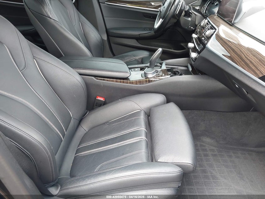 2019 BMW 530I VIN: WBAJA7C59KG911176