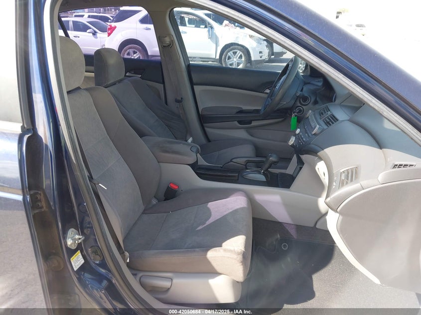 2010 HONDA ACCORD VIN: 1HGCP2F4XAA020901