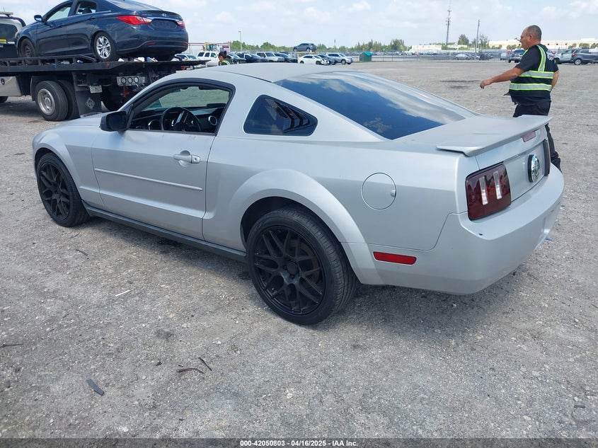 2007 FORD MUSTANG VIN: 1ZVFT80N675294414