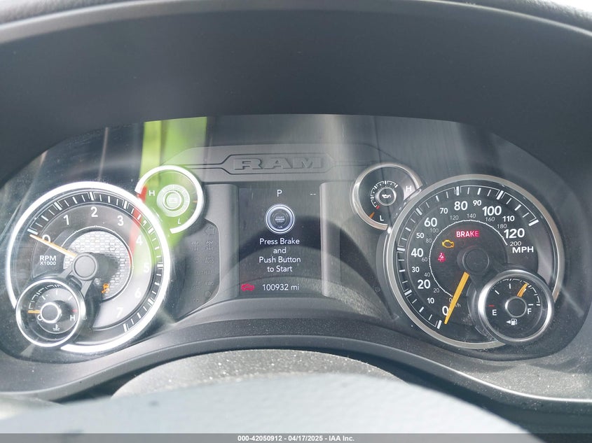 2020 RAM 1500 VIN: 1C6RRFCG2LN354528