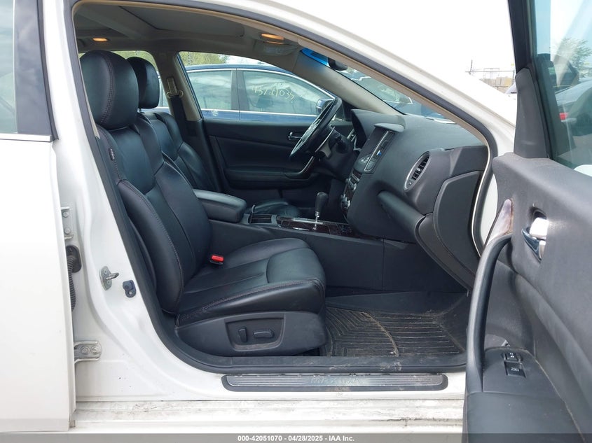 2011 NISSAN MAXIMA VIN: 1N4AA5AP5BC843869