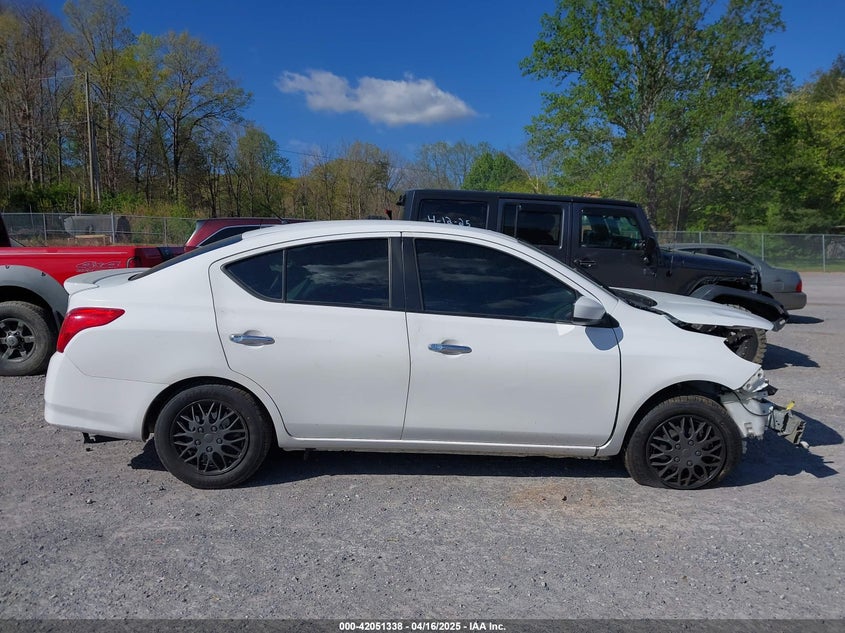 2019 NISSAN VERSA S/S PLUS/SV - 3N1CN7AP1KL871615