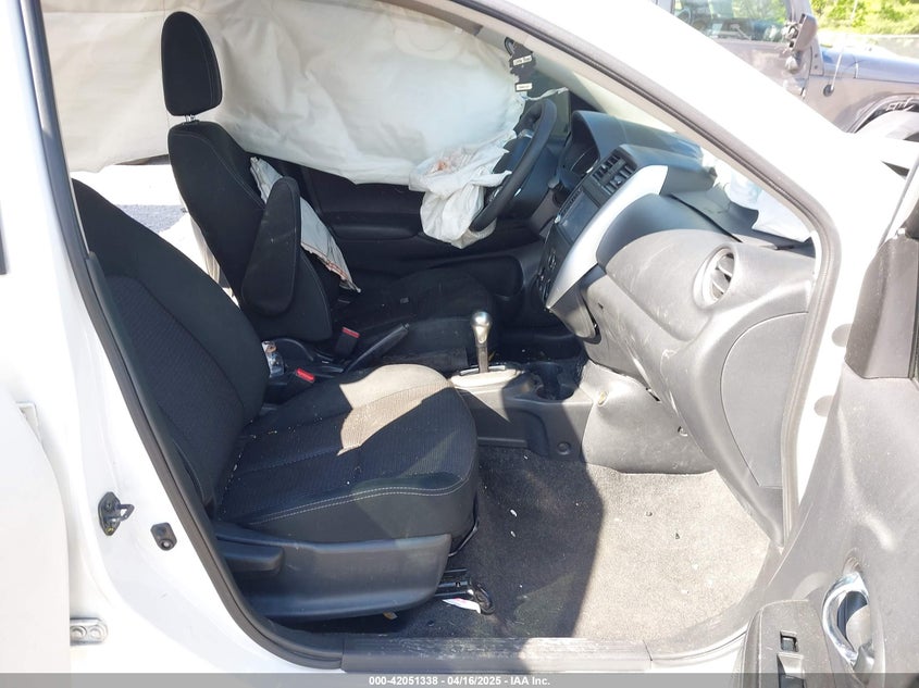 2019 NISSAN VERSA S/S PLUS/SV - 3N1CN7AP1KL871615