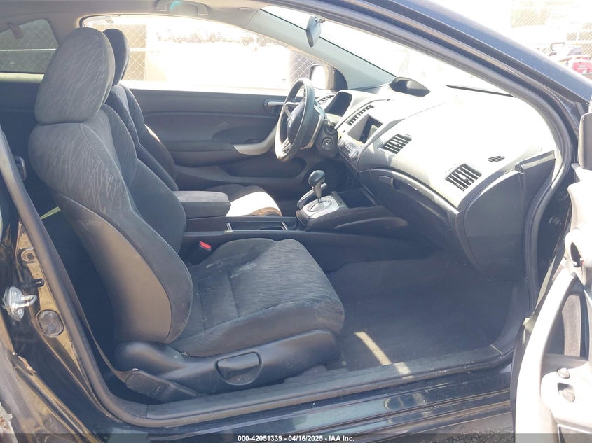2008 HONDA CIVIC VIN: 2HGFG12858H580000