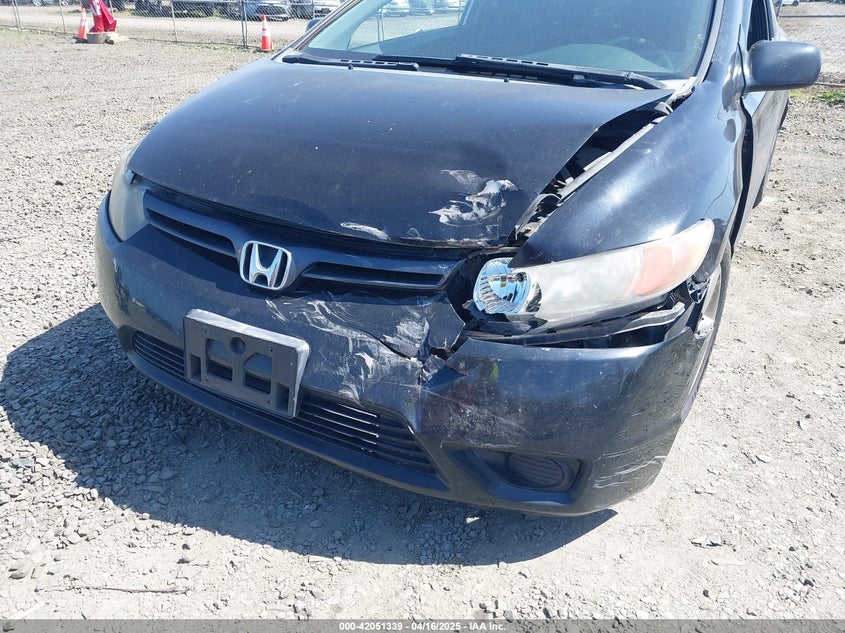 2008 HONDA CIVIC VIN: 2HGFG12858H580000