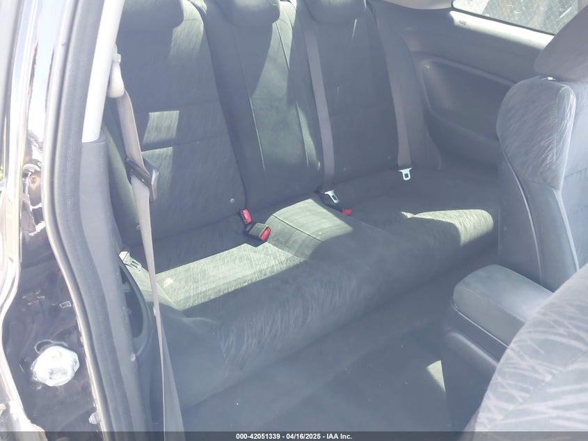 2008 HONDA CIVIC VIN: 2HGFG12858H580000