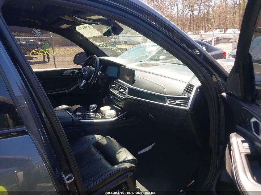Auction sale of the 2020 BMW X7 , vin: 5UXCX6C02L9B51785, lot number: 42051700