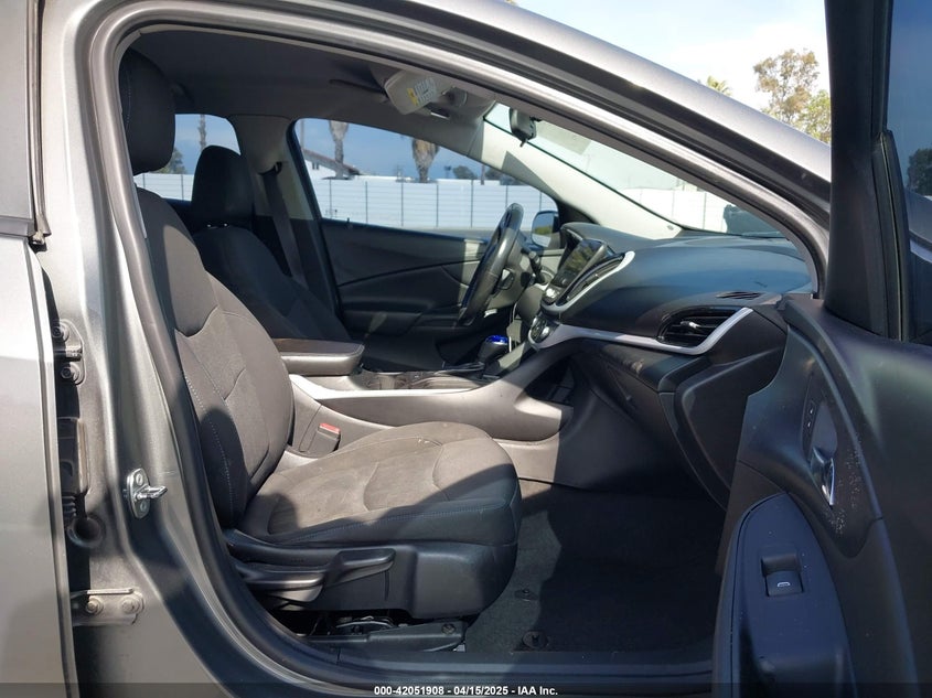 2017 CHEVROLET VOLT LT - 1G1RC6S57HU121499