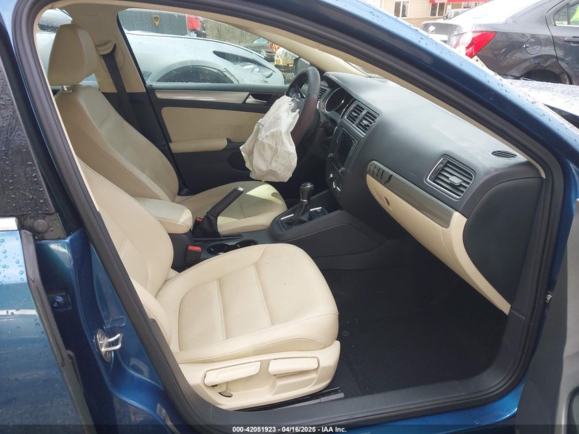 2017 VOLKSWAGEN JETTA VIN: 3VWB67AJ6HM249853