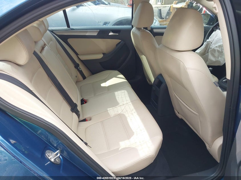 2017 VOLKSWAGEN JETTA VIN: 3VWB67AJ6HM249853