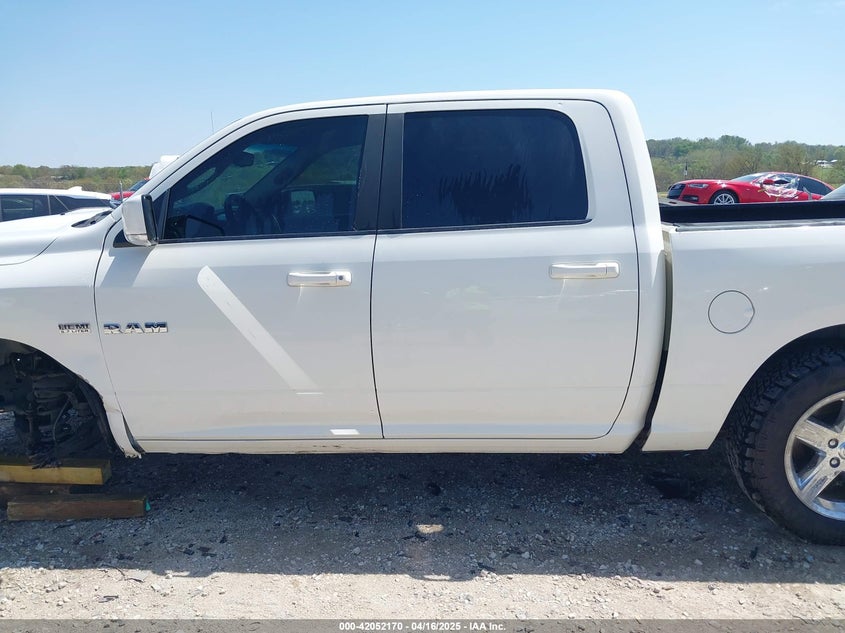 2009 Dodge Ram 1500 Slt/Sport/Trx VIN: 1D3HB13T19S794525 Lot: 42052170