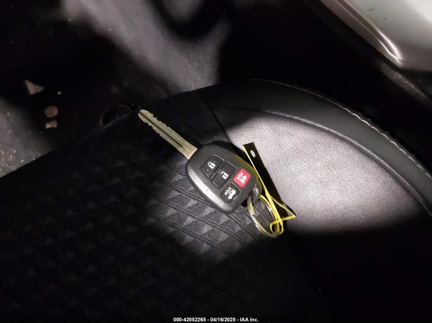 2012 TOYOTA CAMRY VIN: 4T1BF1FK4CU194935