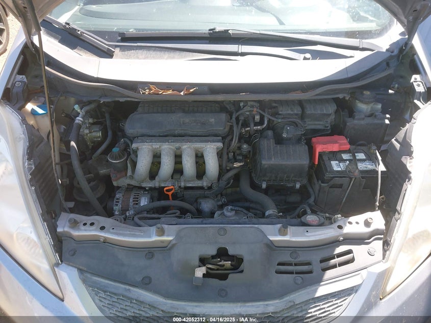 2010 HONDA FIT VIN: JHMGE8H41AS022339