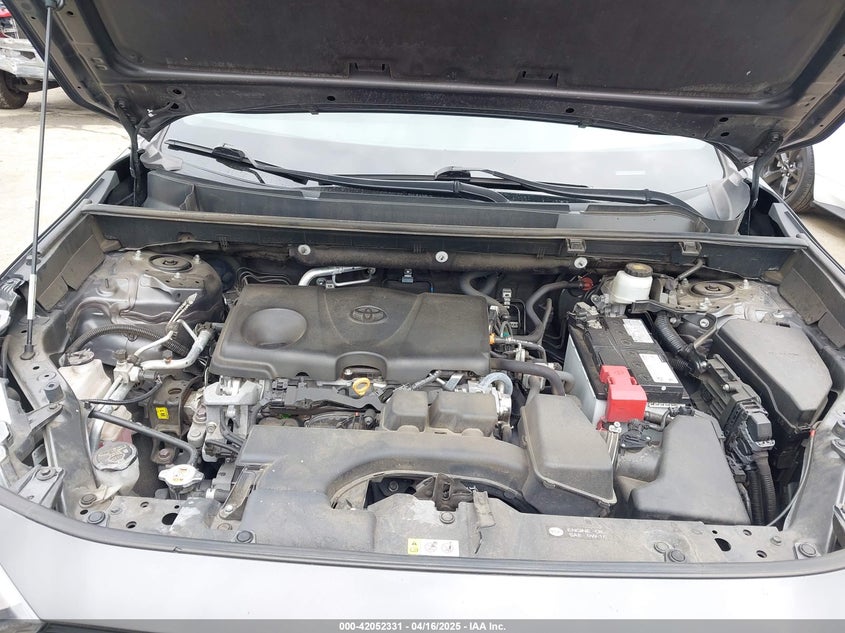 VIN 2T3W1RFV8NW190406 2022 TOYOTA RAV4 XLE