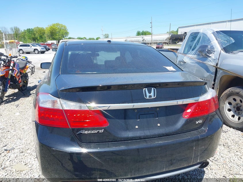 2015 HONDA ACCORD VIN: 1HGCR3F83FA003190
