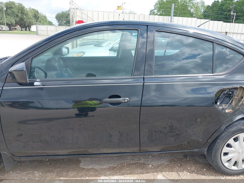 2017 NISSAN VERSA VIN: 3N1CN7AP5HL864501