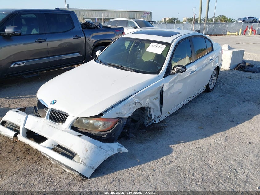 2007 BMW 328I VIN: WBAVA33557P141317