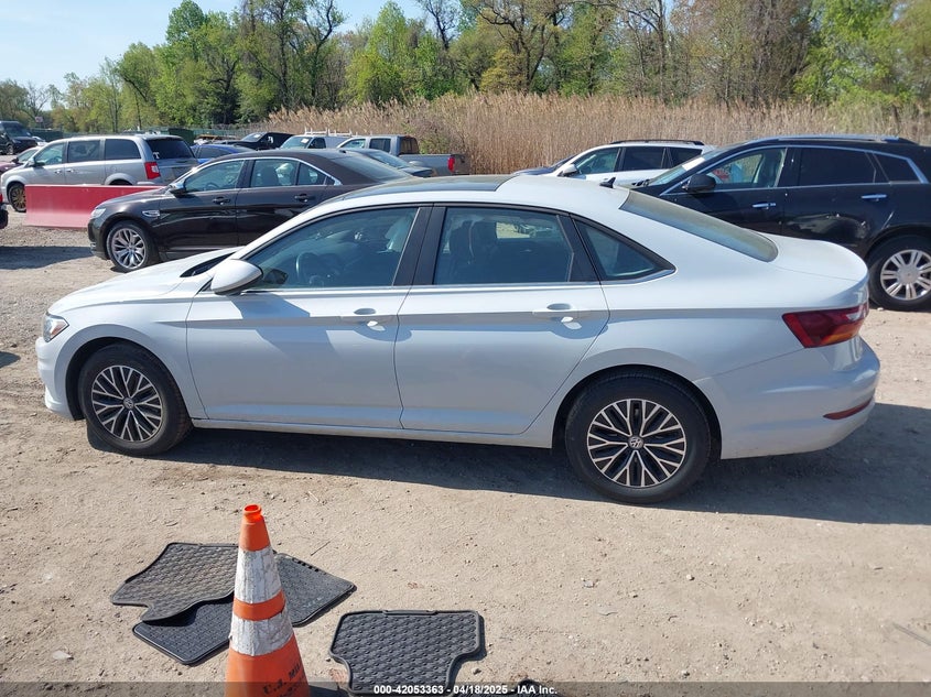 2019 Volkswagen Jetta 1.4T R-Line/1.4T S/1.4T Se VIN: 3VWC57BU9KM086154 Lot: 42053363