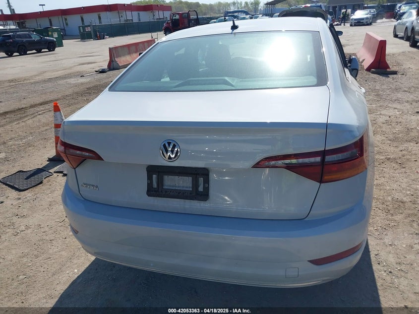 2019 Volkswagen Jetta 1.4T R-Line/1.4T S/1.4T Se VIN: 3VWC57BU9KM086154 Lot: 42053363