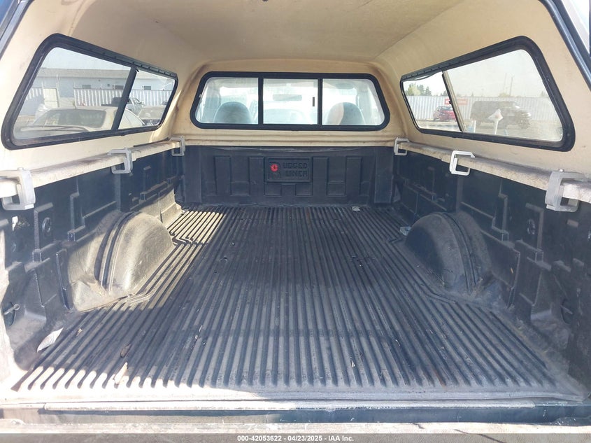 2003 Ford F-150 Xl/Xlt VIN: 1FTRF17293NB74658 Lot: 42053622