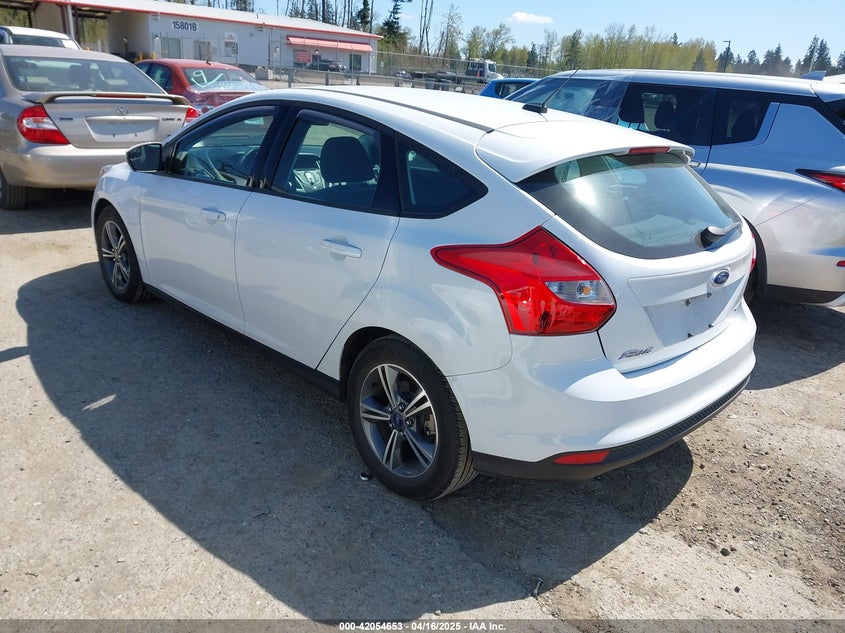 2014 FORD FOCUS SE - 1FADP3K22EL454565