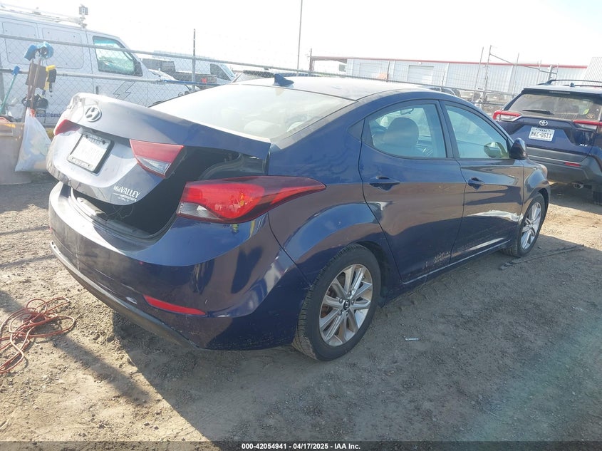 2014 HYUNDAI ELANTRA VIN: 5NPDH4AE2EH514146