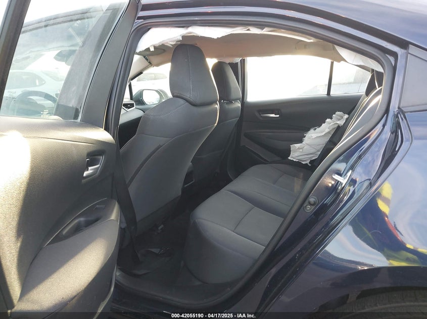 VIN 5YFEPMAE8MP187468 2021 TOYOTA COROLLA LE
