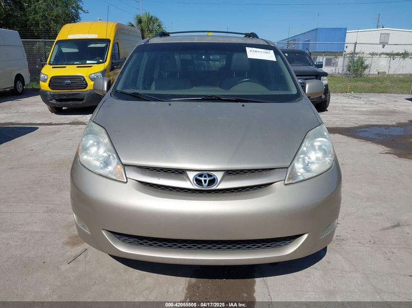 2010 TOYOTA SIENNA VIN: 5TDYK4CC5AS292110