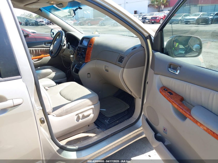 2010 TOYOTA SIENNA VIN: 5TDYK4CC5AS292110