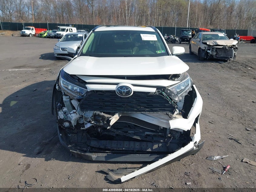 VIN JTMA1RFV9KD013771 2019 TOYOTA RAV4 XLE PREMIUM