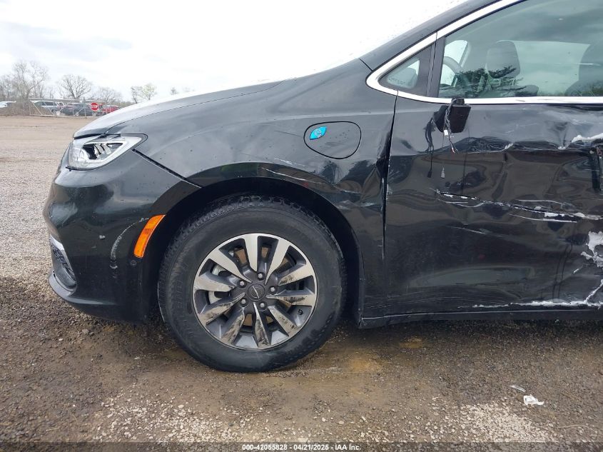 2022 Chrysler Pacifica Hybrid Touring L VIN: 2C4RC1L76NR120203 Lot: 42055828