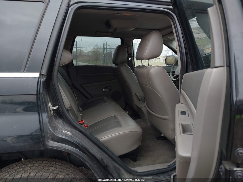 2007 JEEP GRAND CHEROKEE VIN: 1J8HR58P37C563388