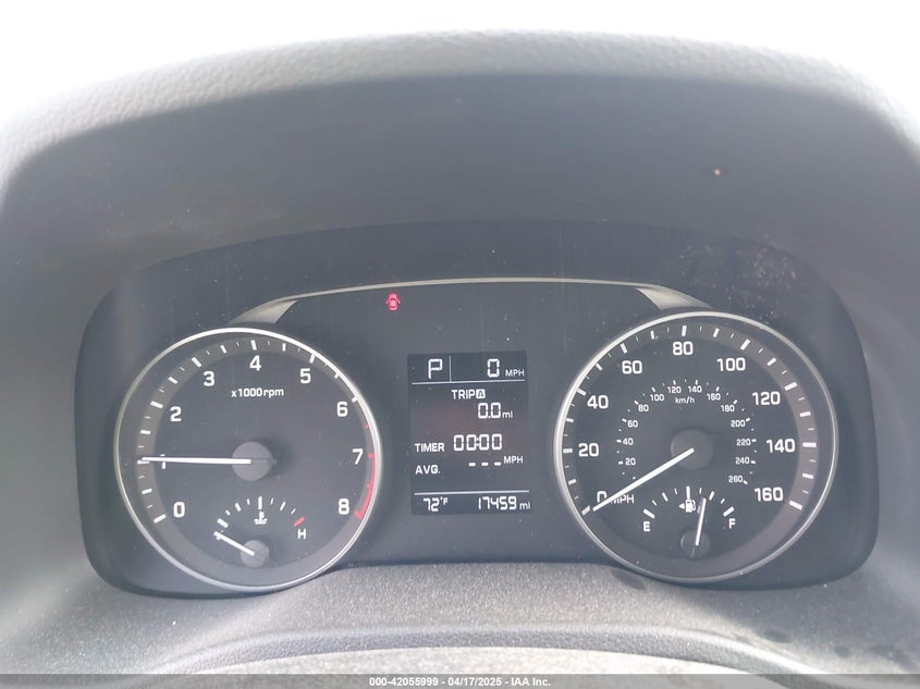 2018 HYUNDAI ELANTRA VIN: 5NPD74LF1JH233121