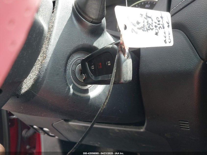 VIN 2T3H1RFVXKW051091 2019 TOYOTA RAV4 LE