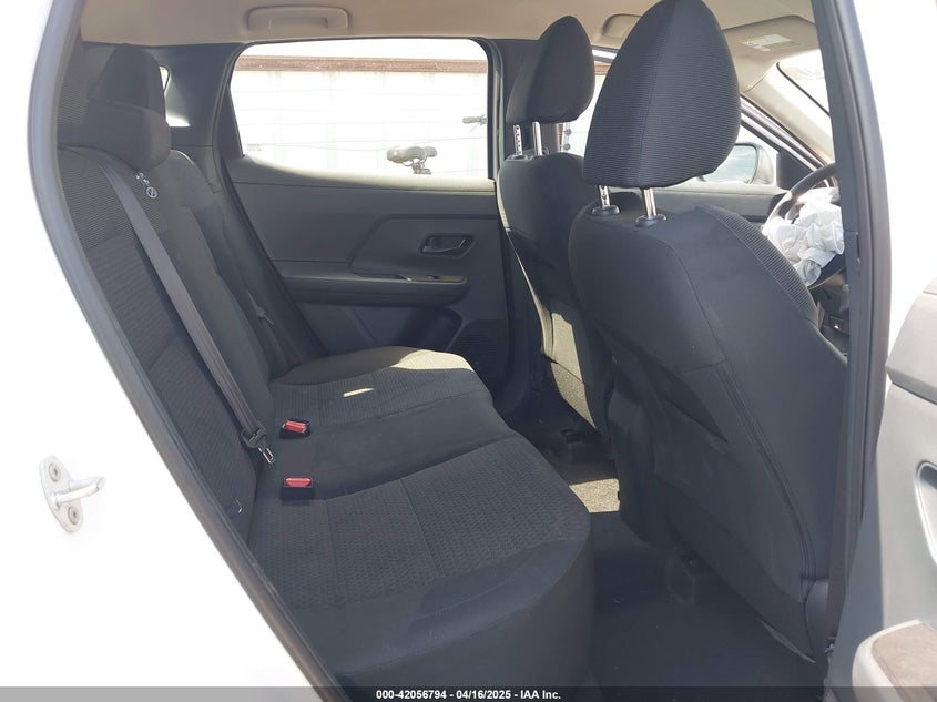 2025 Nissan Kicks S Intelligent Awd VIN: 3N8AP6BB2SL329343 Lot: 42056794